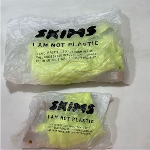 NWT SKIMS bra and panty set‎ - Picture 7 of 8